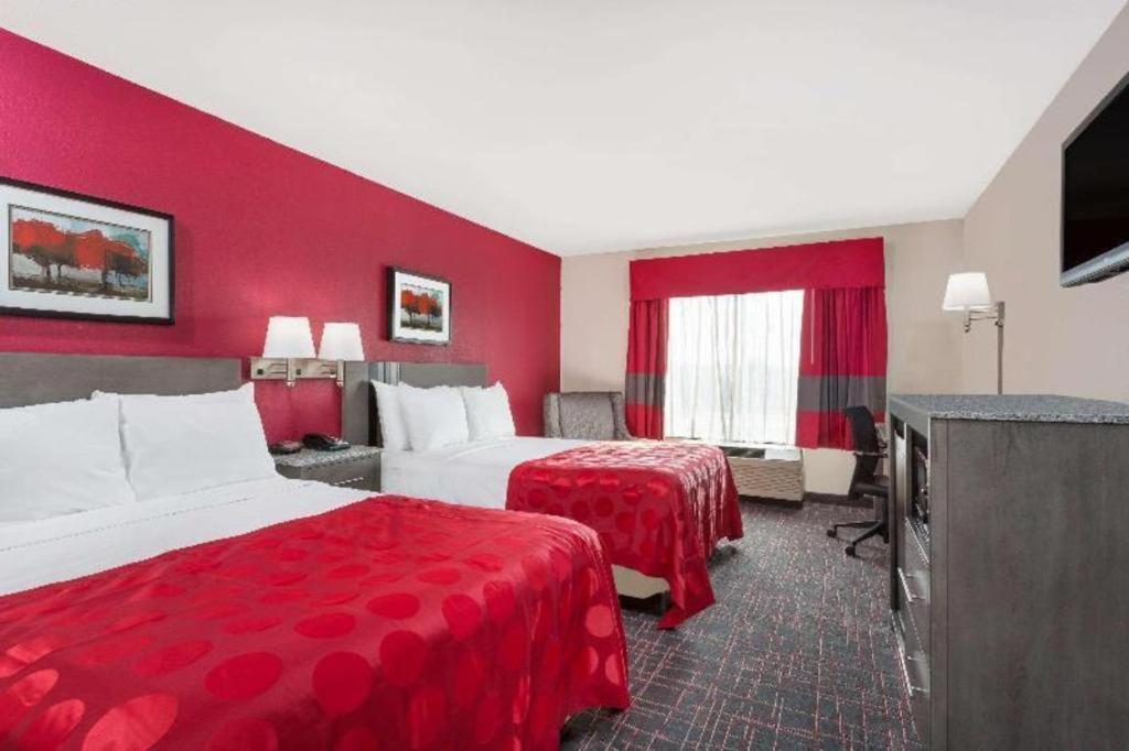 Clarion Pointe - Greensboro Coliseum Area Екстериор снимка