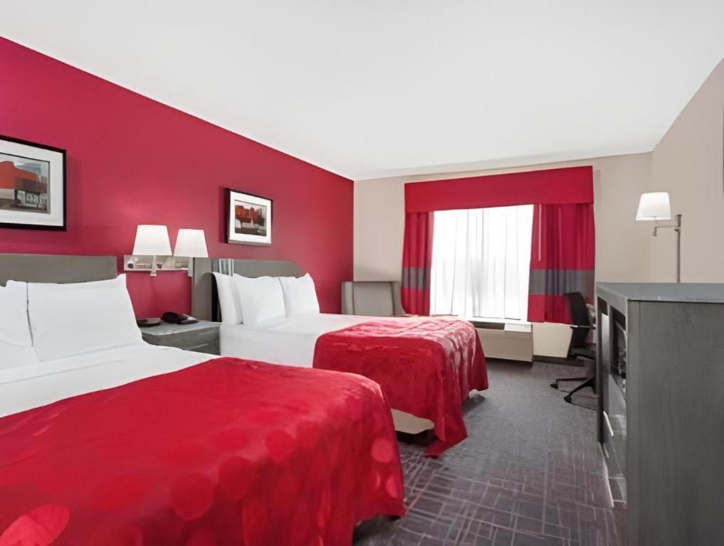 Clarion Pointe - Greensboro Coliseum Area Екстериор снимка